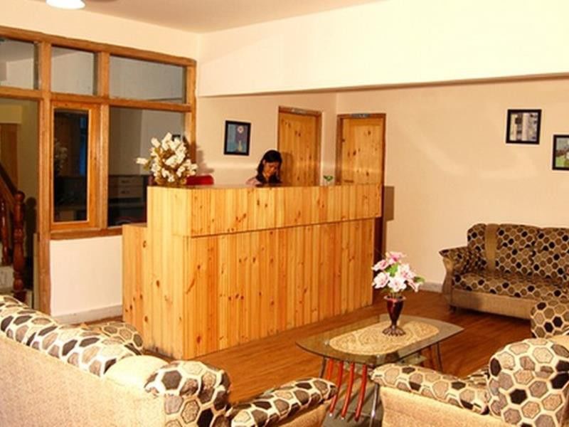 Peak View Hotel - Manali (Himachal Pradesh) — Photos 1